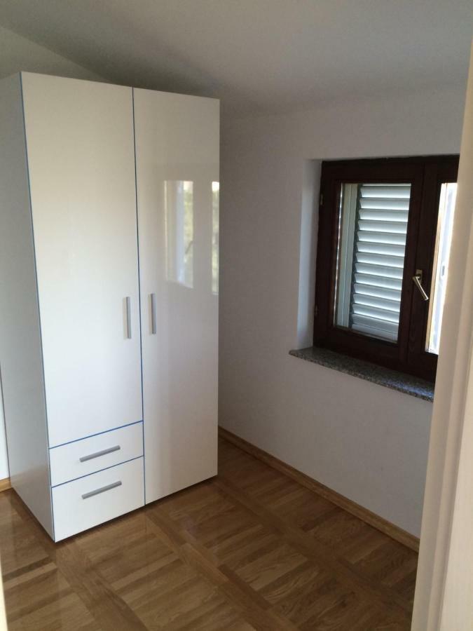 Apartments Antonija ซูโกชัน ภายนอก รูปภาพ