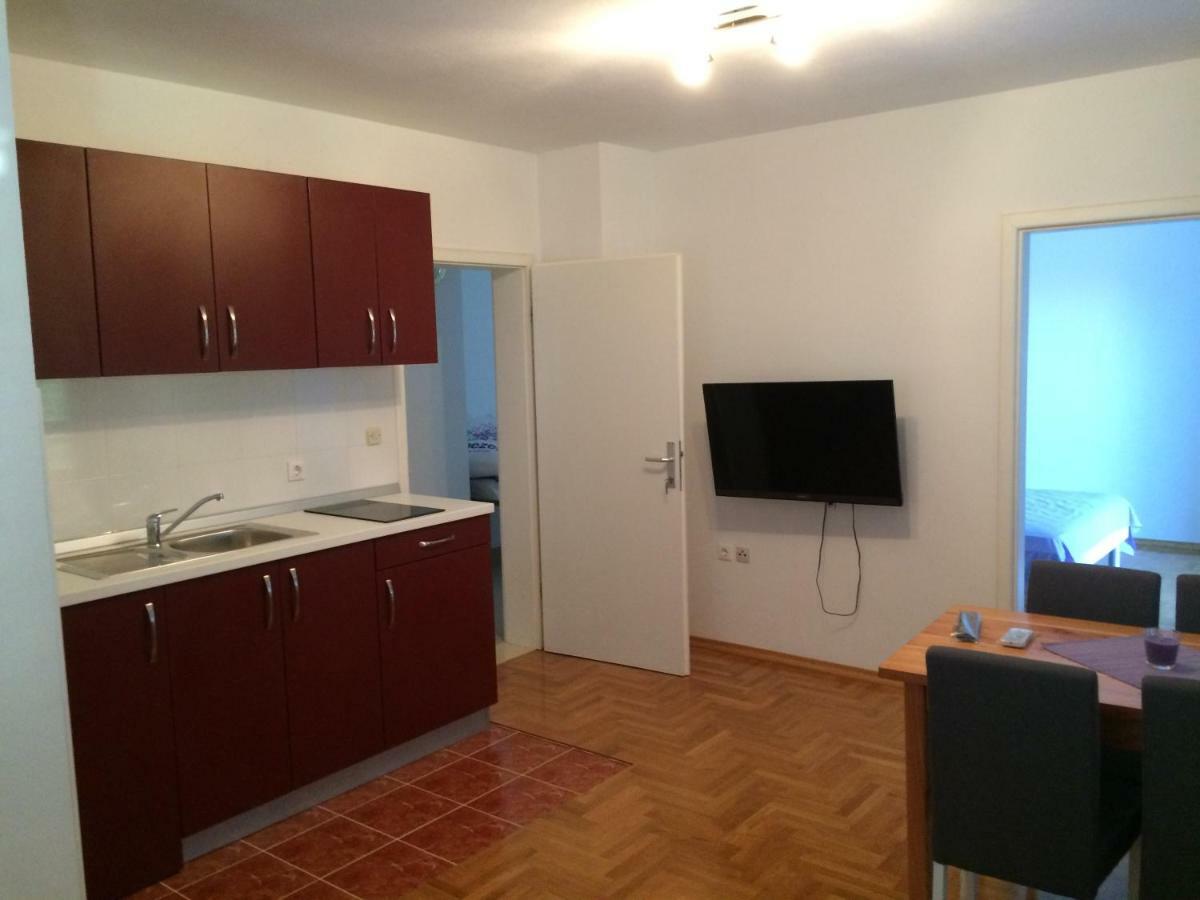 Apartments Antonija ซูโกชัน ภายนอก รูปภาพ