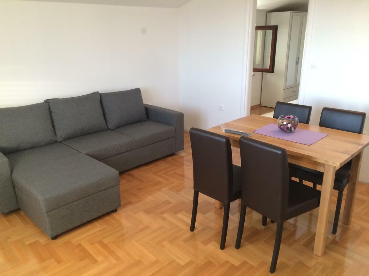 Apartments Antonija ซูโกชัน ภายนอก รูปภาพ