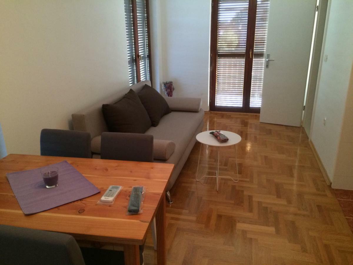 Apartments Antonija ซูโกชัน ภายนอก รูปภาพ