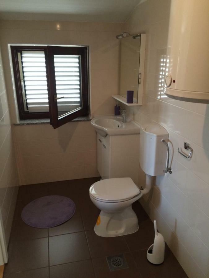 Apartments Antonija ซูโกชัน ภายนอก รูปภาพ